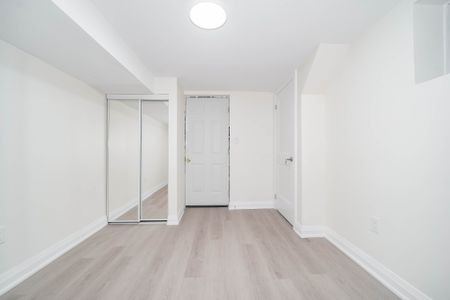 For Lease - 929 Greenhill Avenue Unit# BSMT, Oshawa, Ontario - Photo 2