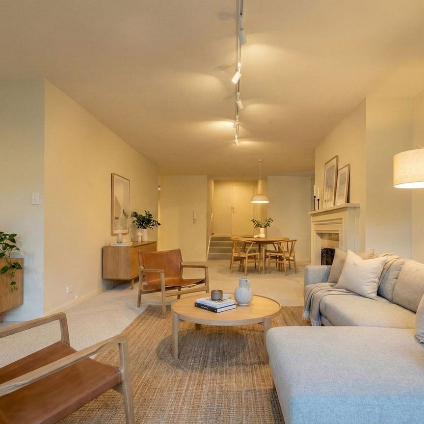 Ground Floor Elegance in Botanic Gardens Precinct - Photo 1