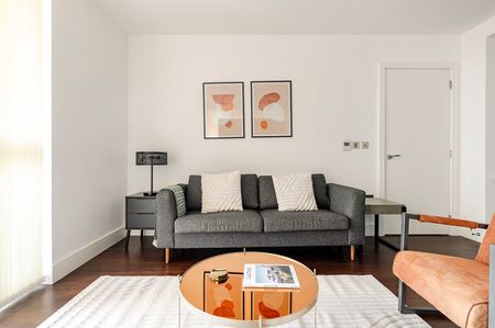 Maine Tower, 9 Harbour Way, London, United Kingdom, E14 9DN, Maine Tower, Harbour Way - Photo 2