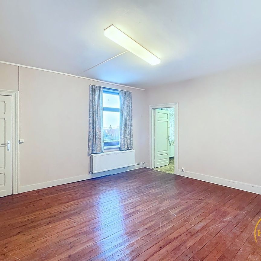 Te huur: Charmante rijwoning met authentieke gevel in het centrum van Kemmel (Heuvelland) - Photo 1