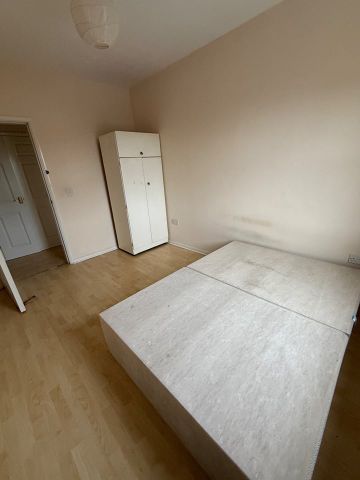 2 Bed Flat, Kilderkin Court, CV1 - Photo 3