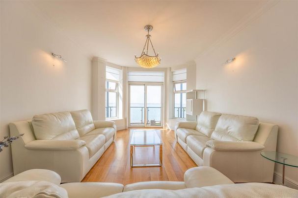 3 bedroom apartment to rent - Photo 1