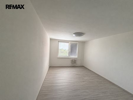 Pronájem bytu 1+kk a garsoniéry 28 m² - Photo 4