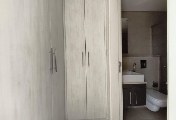 Modern 3-Bedroom Townhouse | NASMA RESIDENCE | - Photo 1