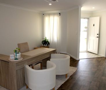 Spacious Family Living in Prime Mariners Cove Location - Photo 2