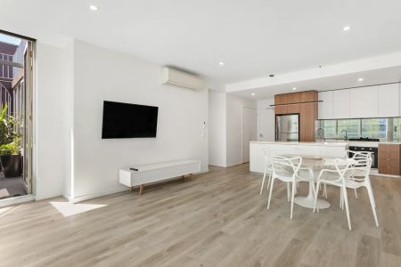 Unit 602/200 Toorak Road, South Yarra. - Photo 2