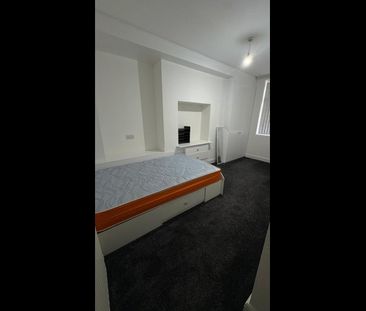 Room in a Shared Flat, Headingley, LS6 - Photo 2