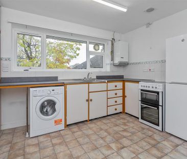 2 bedroom maisonette to rent - Photo 3