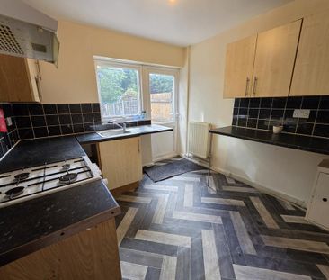 3 bedroom terraced house to rent - Photo 5