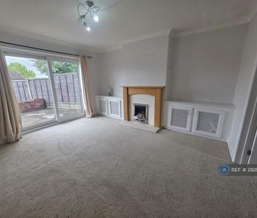 3 bedroom end of terrace house to rent - Photo 1