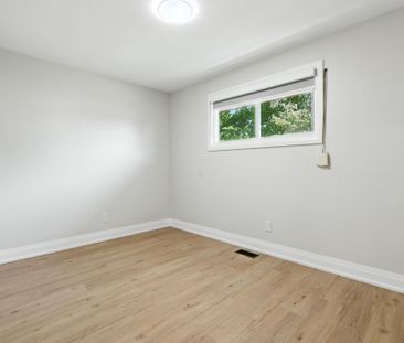 For Lease - 929 Upper Ottawa Street Unit# A, Hamilton, Ontario - Photo 5