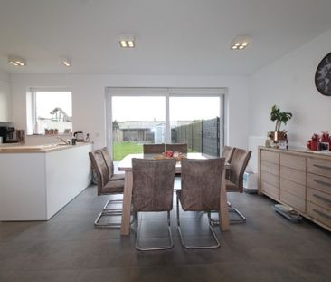 Recente woning op rustige locatie te Westrozebeke - Foto 4