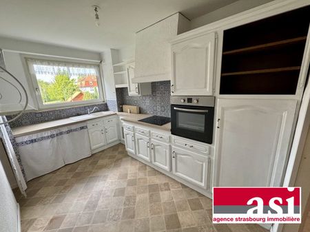 Spacieux 3 -4 pièces avec balcon et cave. - Photo 2