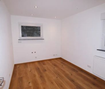Renovierte 3-Zimmer-Wohnung im Dreifamilienhaus in gefragter Lage v... - Photo 1