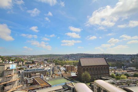 2 bedroom apartment to rent - Photo 3