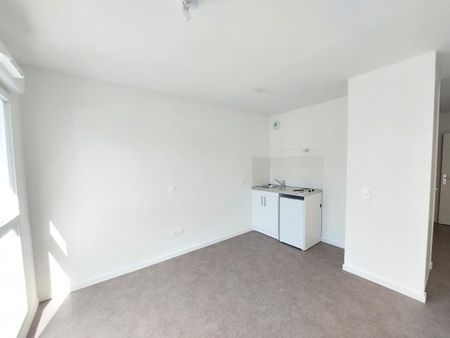 location Appartement T1 DE 22.74m² À JOUE LES TOURS - Photo 2