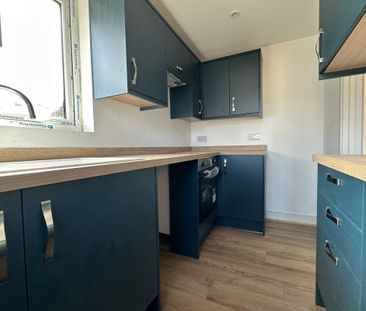 Wadhurst Close - Photo 2
