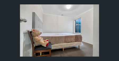 Contemporary Living Close to Schools, Shops & Parks! - Photo 5