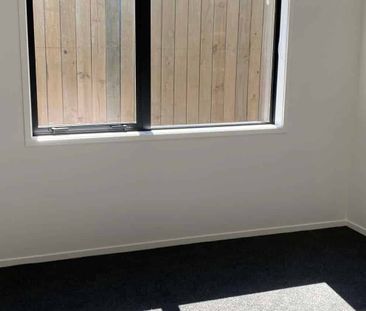 2 Bedroom, 1 Bathroom Unit in Hanley's Farm - Photo 2