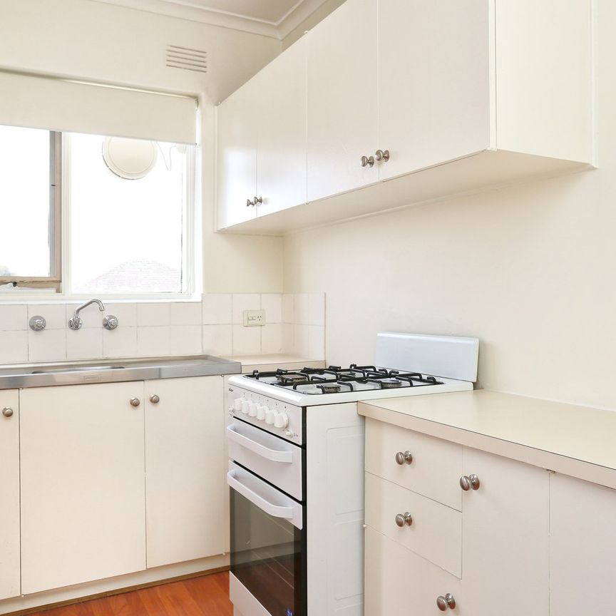 17/32 Richardson Street, Essendon VIC 3040 - Photo 1