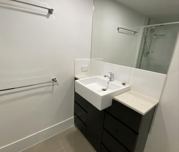 Spacious, Stylish & Secure – Your Ideal Home Awaits in Labrador! - Photo 6