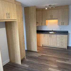 3 1/2 À Louer - Photo 2