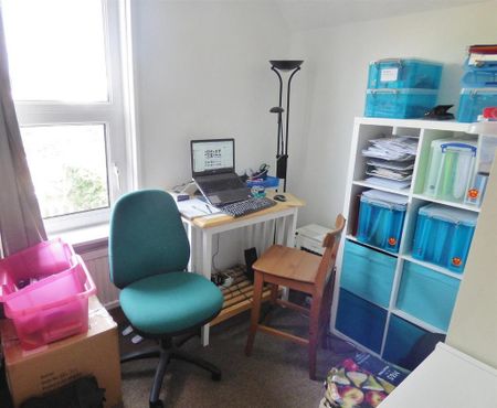 4 bedroom terraced house to rent - Photo 4