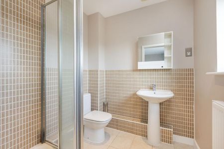 1 bedroom in a house share to rent - Photo 4