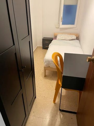 Carrer de Lepant, Barcelona, Catalonia 08013 - Photo 3