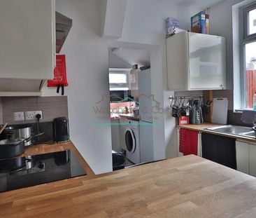 Wellingborough Road, Rushden, NN10 - Photo 4