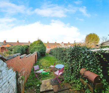 5 bedroom house to rent Rothersthorpe Road, Northampton, Northampto... - Photo 5