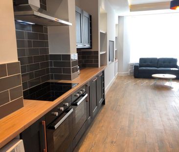 6 Bed Terraced House, Gresford Avenue, L17 - Photo 6