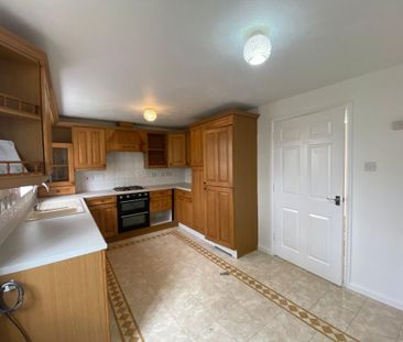 3 bedroom terraced house to rent - Photo 5