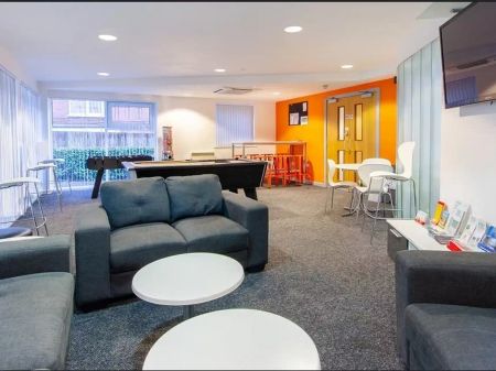 Platinum Studio - Photo 3