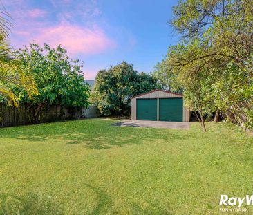 Charming Queenslander in a Prime Location - Photo 5