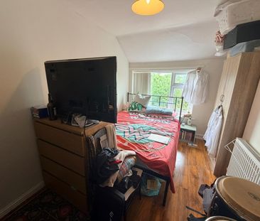 3 bedroom terraced house to rent - Photo 6