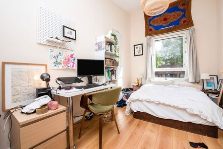 2 double bedroom house with garden, Pennymoor Walk, London, W9 3DT - Photo 5