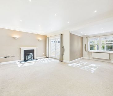Hampton Road, Teddington, TW11 - Photo 1