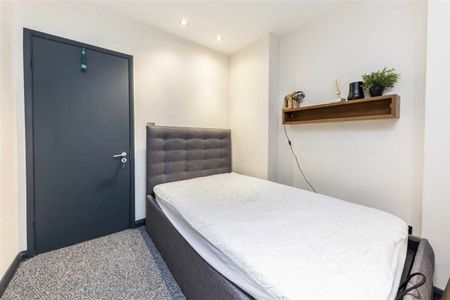 Whitfield Street - Photo 4