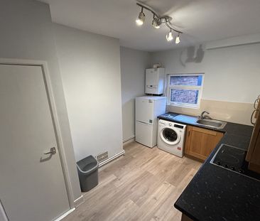 198b, Ravenhill Road, Belfast, BT6 8EF - Photo 5