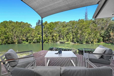 10 Cutwater Close, Clear Island Waters QLD 4226 - House For Rent | Domain - Photo 2