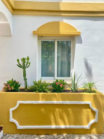 2 bedroom luxury Flat for rent in The Golden Mile, Spain - Photo 2