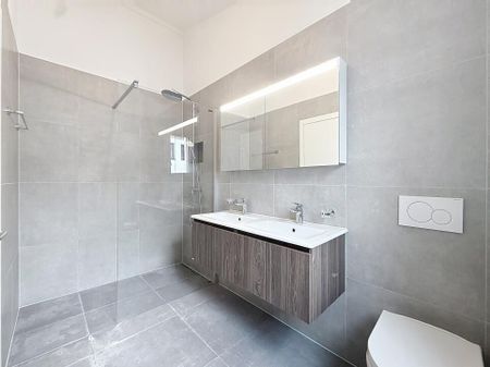 BRAND NEW A MAGNIFICENT 5.5-ROOM MODERN VILLA OF 200 M2 WITH GARDEN - Photo 3