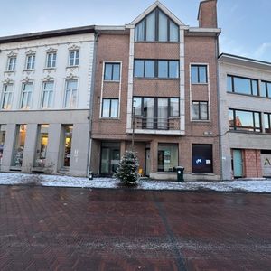 appartement met 2 slpk en autostaanplaats nabij centrum - Photo 3