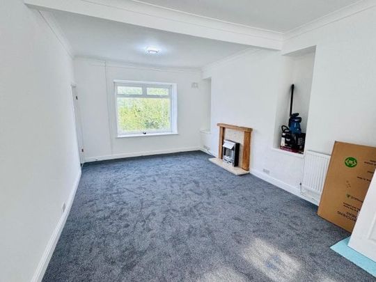 Cwmamman Road, Ammanford, SA18 - Photo 1