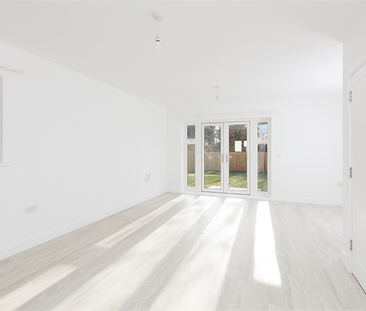 3 bedroom terraced house to rent - Photo 1