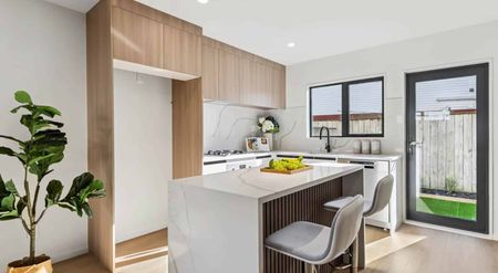 Brand New in Papatoetoe in Strong School Zone - Photo 4