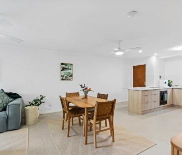 Fully Renovated 2 Bedroom Unit in Convenient Location - Photo 4