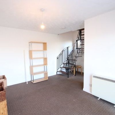 Bonnyrigg Place, DD4 - Photo 1