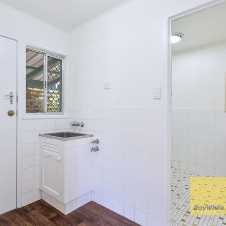 $960 per week / $3,840 Bond - Photo 4